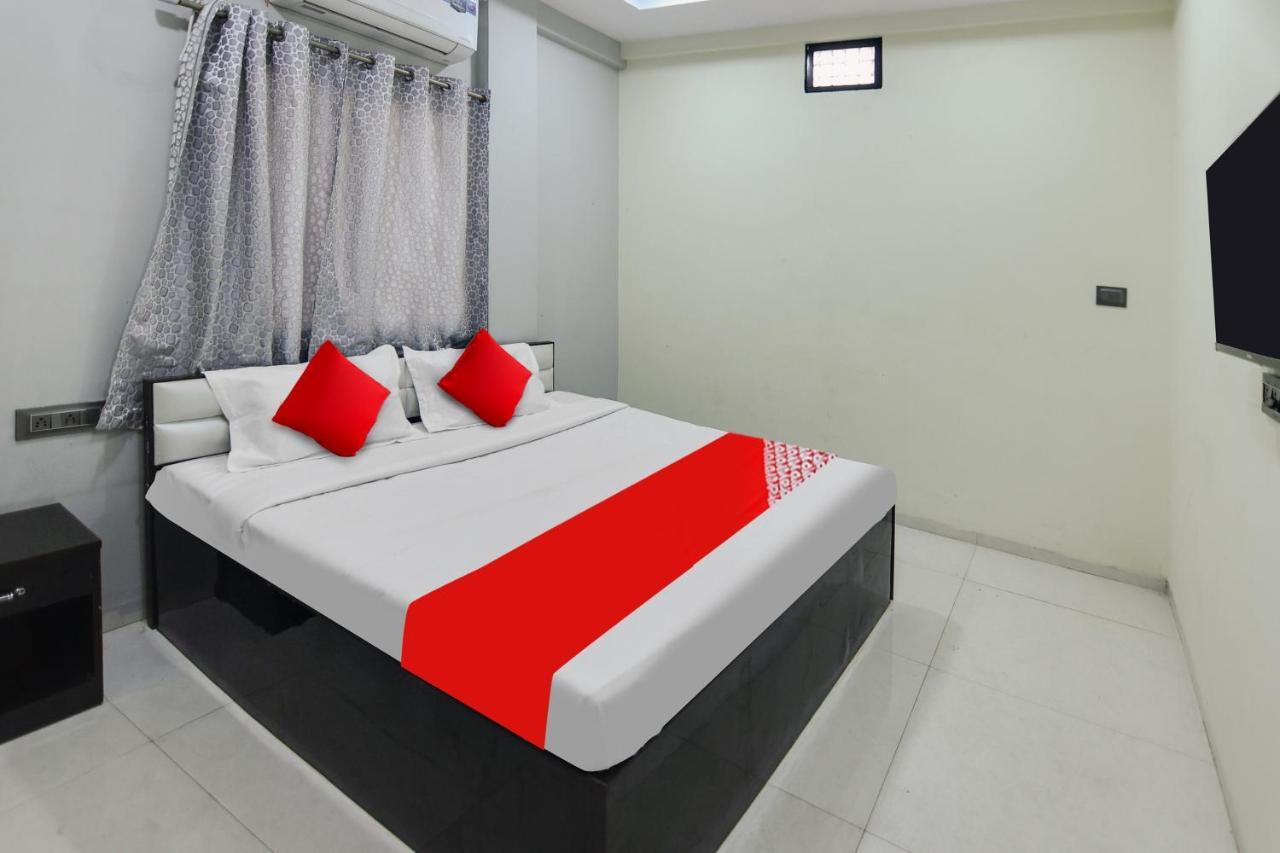 Oyo Hotel Blackgold Chandrapur Luaran gambar