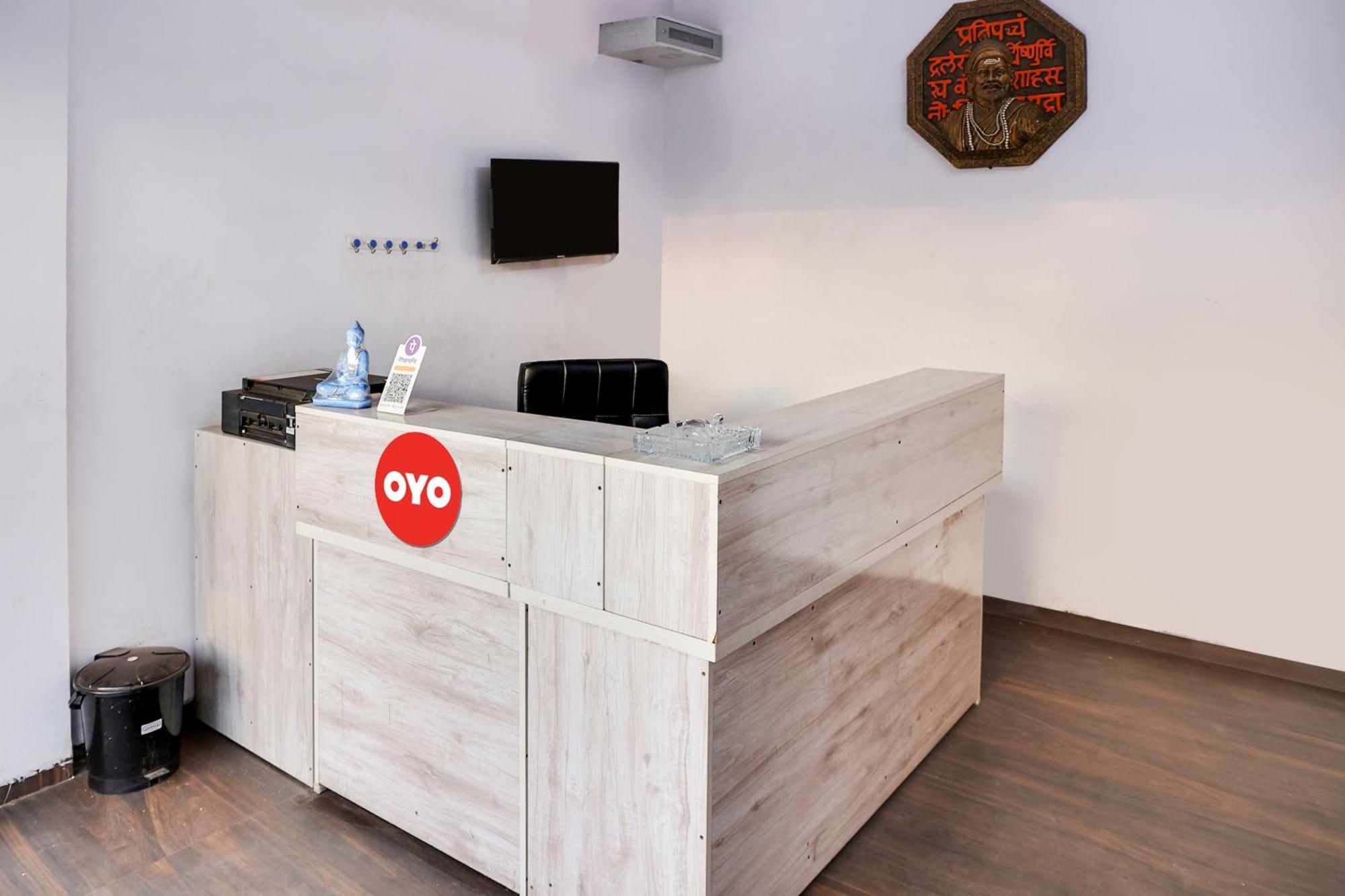 Oyo Hotel Blackgold Chandrapur Luaran gambar